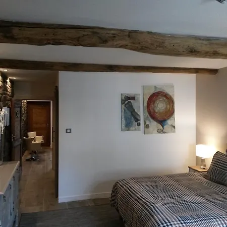 La Ferme De Bed & Breakfast