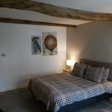 La Ferme De Couette-café 3*